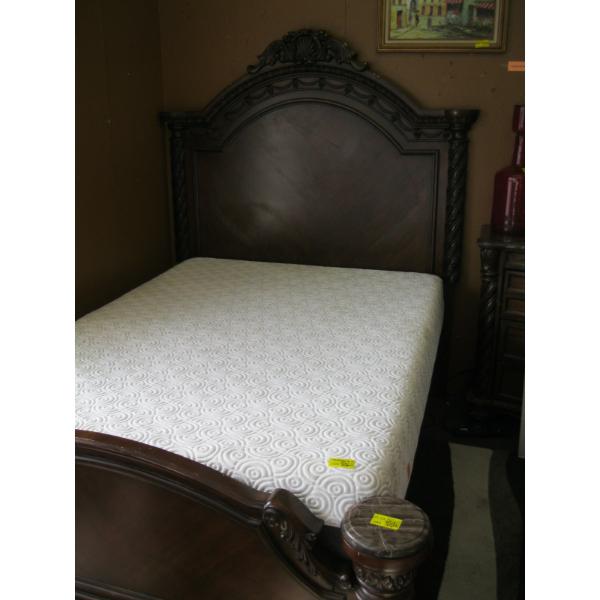 MATCHING QUEEN SIZE BEDFRAME
