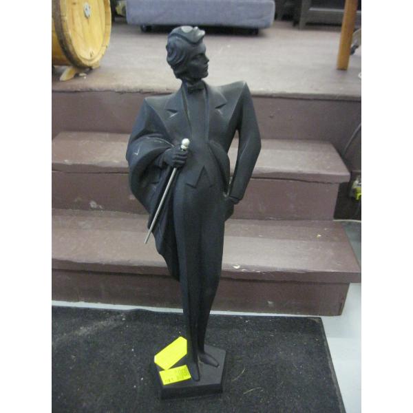 HIGH FASHION SCULPTURE BY ALEXANDER DANIEL