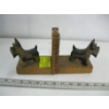 Image 1 : FOLK ART BLACK FORREST SCOTTY DOG BOOK ENDS