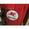 Image 4 : WAYNE 100 1947 FUEL PUMP W/MOBIL GAS SIGN - NO TOPPER