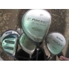Image 5 : MACGREGOR GOLF BAG W/CLUBS