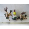 Image 4 : DECORATIVE CHRISTMAS ITEMS & BIN OF ITEMS