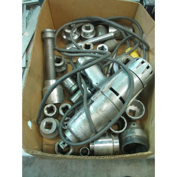 3/4" DRIVE ELECTRIC IMPACT GUN & MISC. 3/4" DRIVE SOCKETS