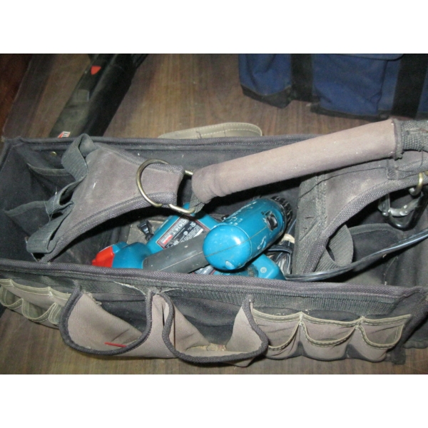 TOOL BAG W/MAKITA 14.4 CORDLESS DRILL & CHARGER