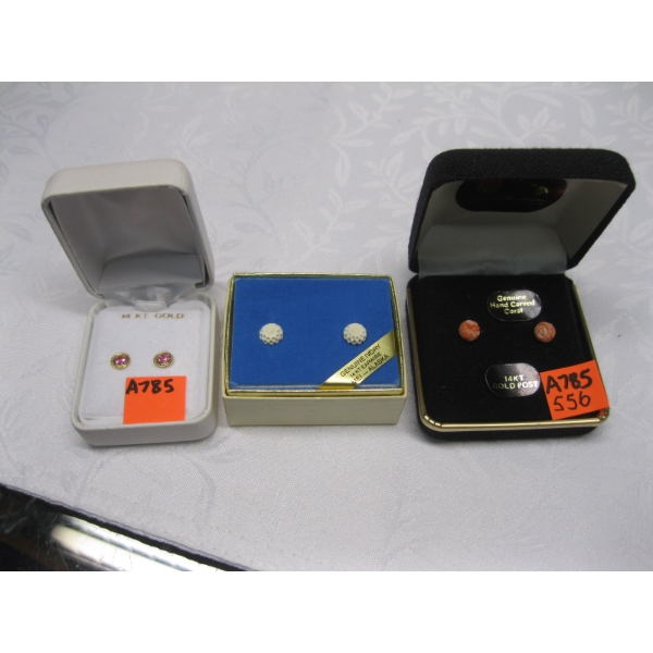 3 PAIRS OF EARRINGS 