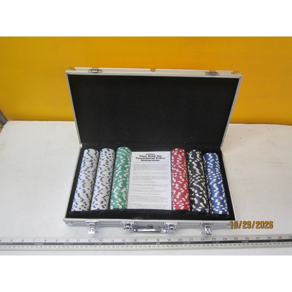 POKER CHIP CASE W/CHIPS