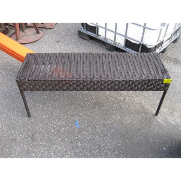 WICKER LOOK BENCH