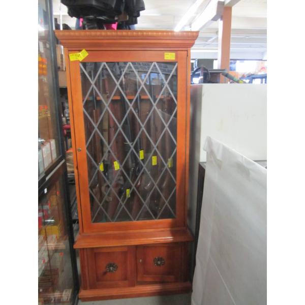 WOODEN GLASS DOOR GUN DISPLAY CASE