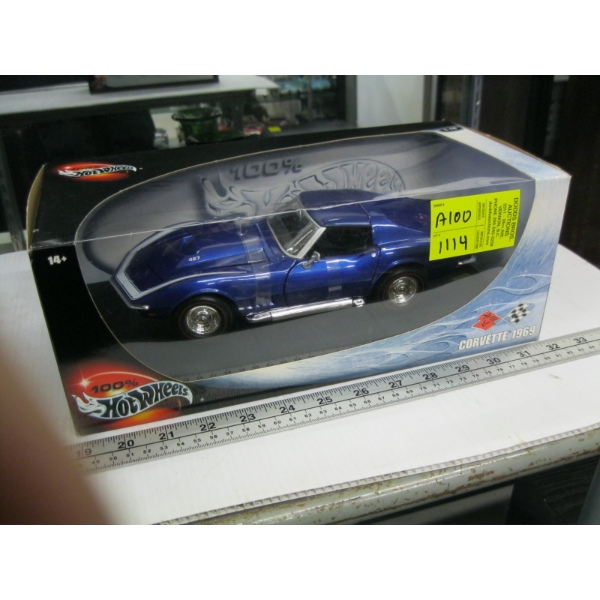 1969 CORVETTE DIECAST HOTWHEELS CAR IN BOX