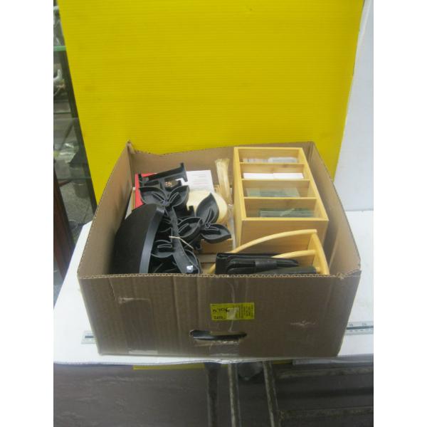 MISC. DÉCOR, WOOD HOLDERS, SIGNS, ETC.