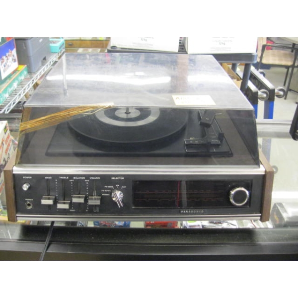 "AS IS" PANOSONIC VINTAGE STEREO W/SPEAKERS W/ORIGINAL BOXES