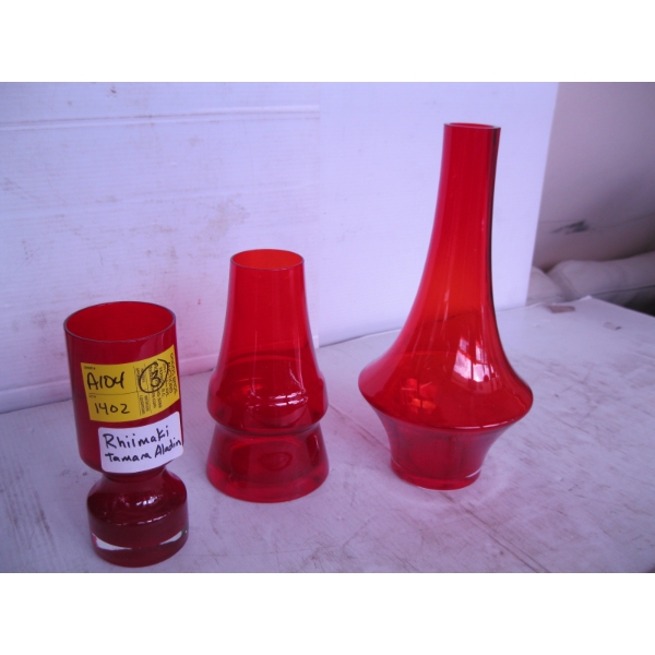3 RED RHILMAKI TAMARA ALLADIN GLASS VASES