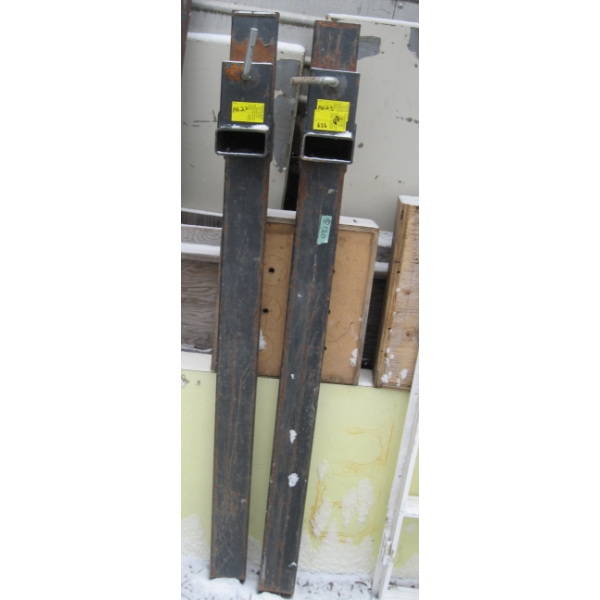 PAIR OF CLAMP ON FORKS FOR BUCKET