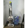 Image 1 : VACUUM & A MOP