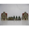 Image 3 : 2 BOXES MISC. BUILDINGS, LANDSCAPE ITEMS, ETC.
