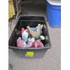 Image 1 : BIN OF ASST. GARDEN ORNAMENTS