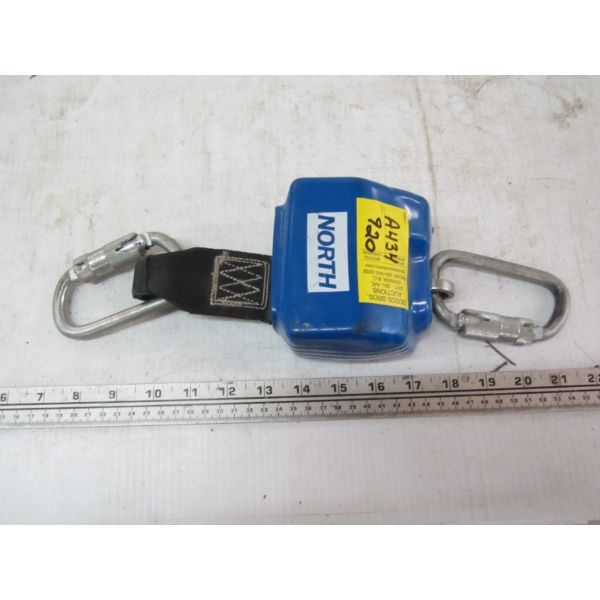 RETRACTABLE FALL ARREST