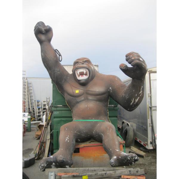 LG. KING KONG - NEEDS SOME FIBERGLASS REPAIR