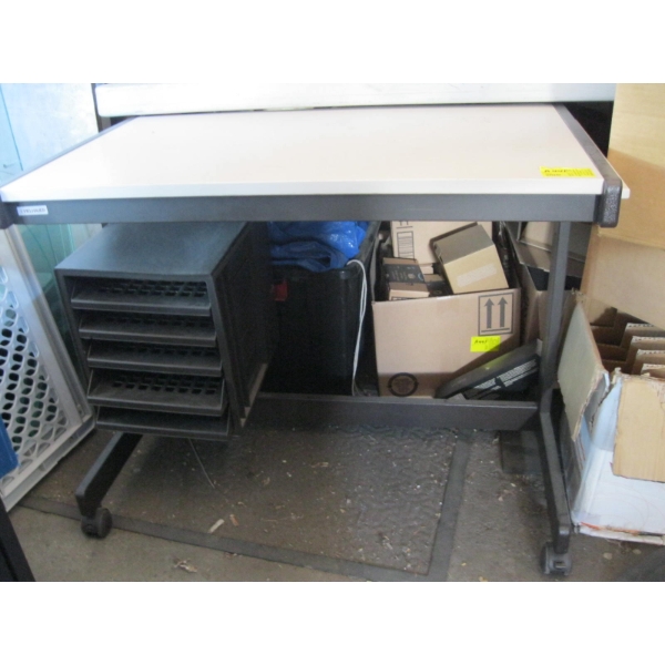 SM. COMPUTER DESK UNIT
