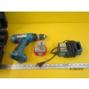 Image 5 : 2 CASES W/MAKITA DRILLS, CHARGER & BATTERY