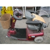 Image 2 : 3 WHEEL ELECTRIC SCOOTER W/KEYS, NO CHARGER