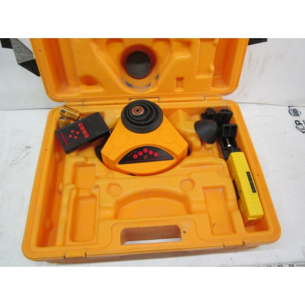 SPECTRA PRECISION LASER LEVEL IN CASE