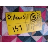 Image 3 : 5 COLORFUL PILLOWS