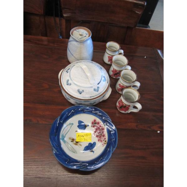 ASST. POTTERY
