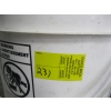Image 3 : BUCKET W/SANDBLASTING SAND, GUN & HOSE
