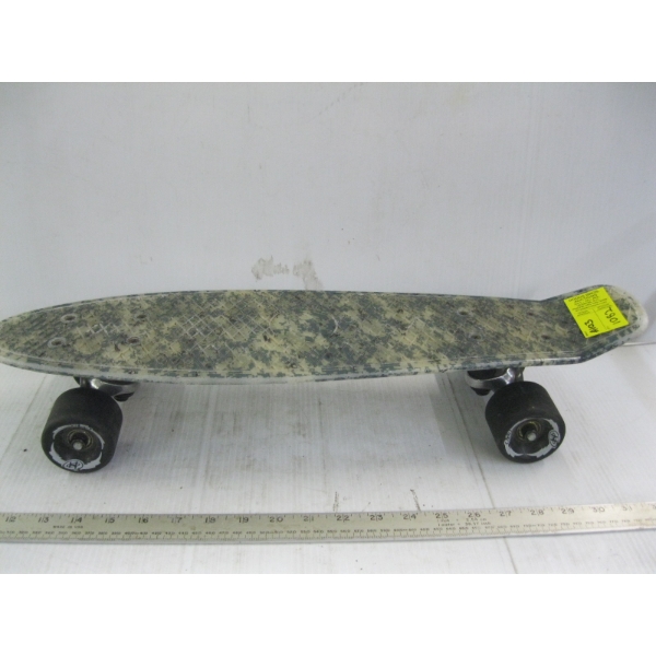 VINTAGE SKATEBOARD