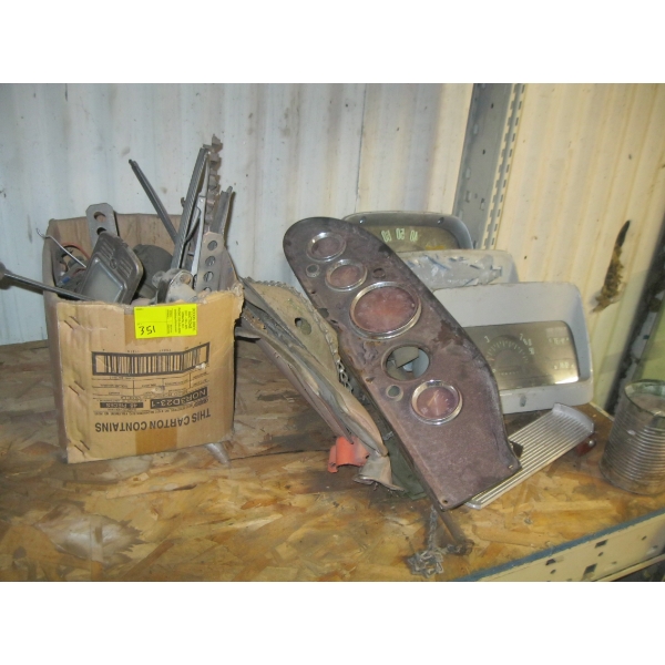 LOT OF ASST'D VINTAGE ACCESS. FOR THE TRUCK, ETC.