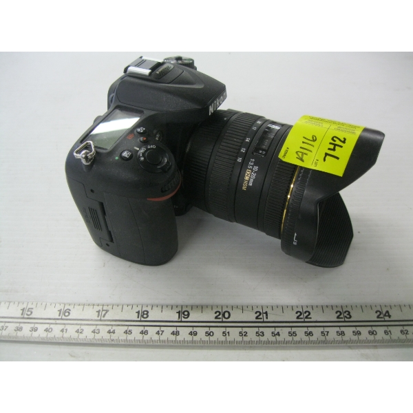 NIKON D7100 CAMERA