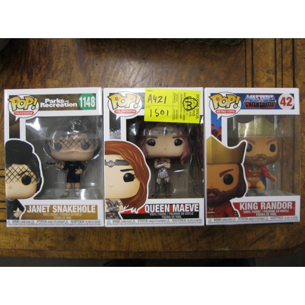 3 POP BOBBLE HEADS