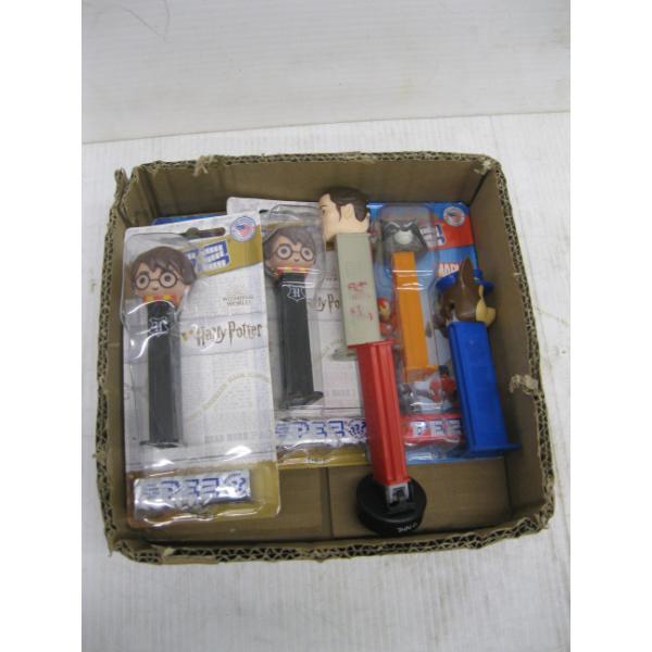 COLLECTABLE PEZ DISPENSERS