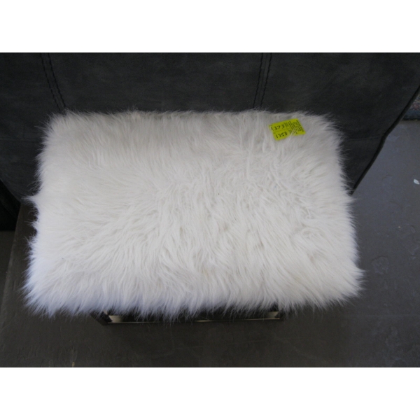 WHITE FAUX FUR TOP STOOL