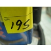Image 3 : POWERFIST 20 TON PNEUMATIC BOTTLE JACK