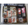 Image 2 : MISC. HOCKEY CARDS, FLAG, ETC.
