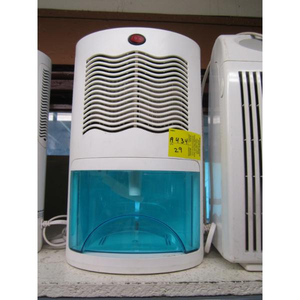 SM. DEHUMIDIFIER