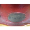 Image 5 : BENNETT GOLDEN SHELL OIL DISPENSER
