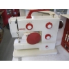 Image 2 : PORTABLE SEWING MACHINE - BERNINA