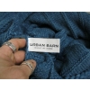 Image 2 : BLUE THROW BLANKET & SM. COLORFUL RUG
