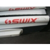 Image 5 : PAIR OF FISHER CROSS COUNTRY SKIS, POLES & PAIR OF DOWNHILL POLES