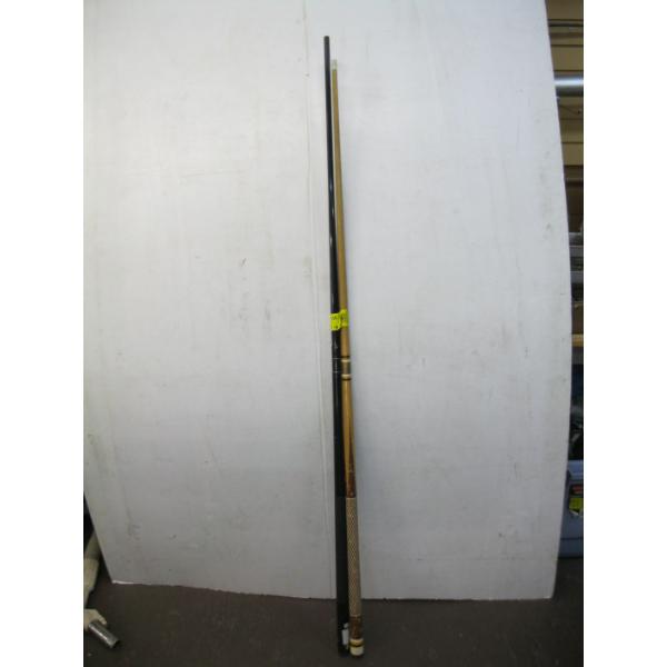 2 POOL CUES