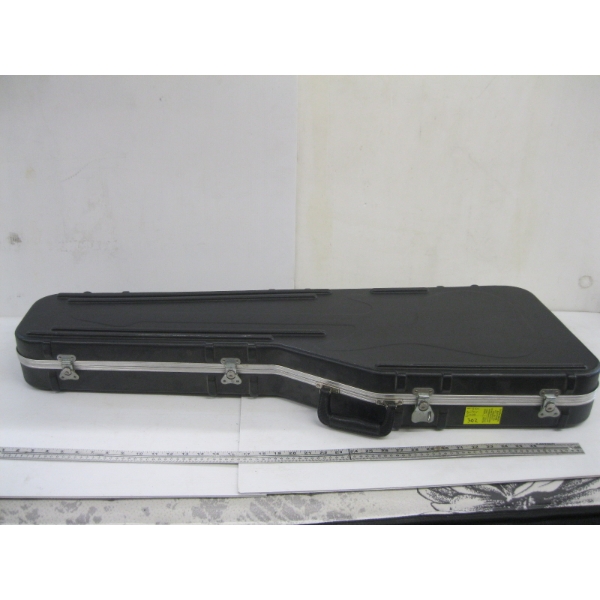 GUITAR CASE