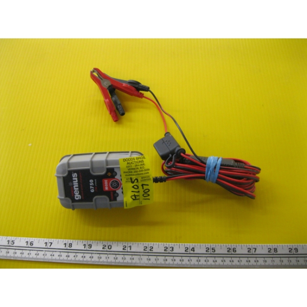 GENIUS G750 SMART BATTERY CHARGER