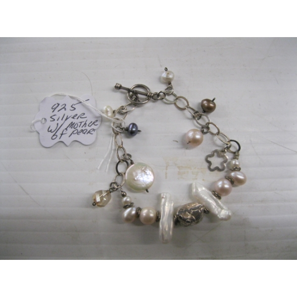 .925 SILVER BRACELET W/MOTHER OF PEARL