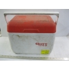 Image 5 : COOLER, JUICE JUG & GARBAGE CAN