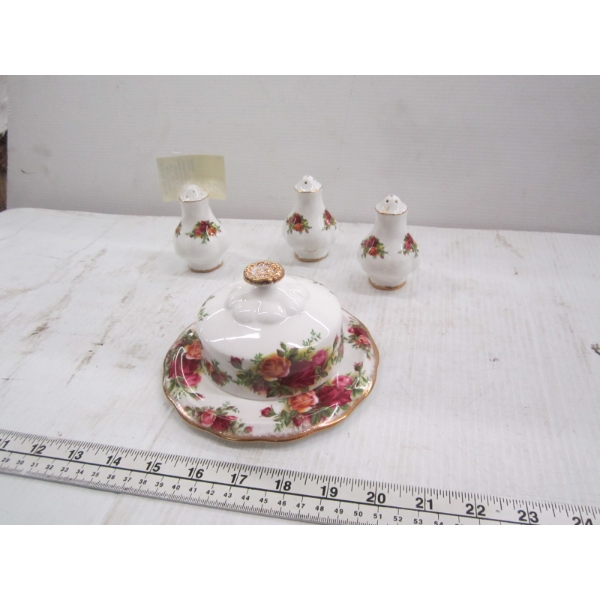 ROYAL ALBERT OLD COUNTRY ROSE SM. COVERED DISH & 3 SALT SHAKERS