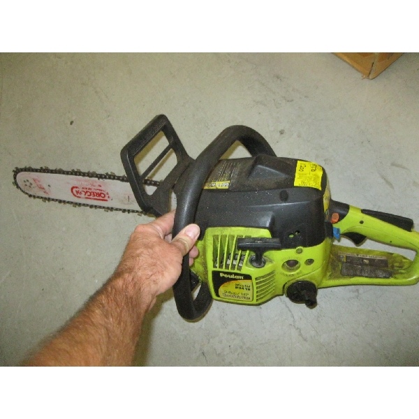 "AS IS" POULAN P3416 GAS CHAINSAW