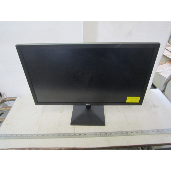 LG COMPUTER MONITOR